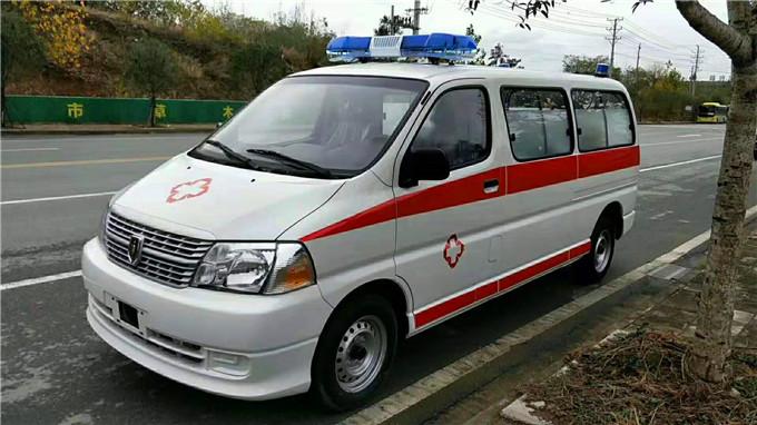 西双版纳丰田海狮救护车